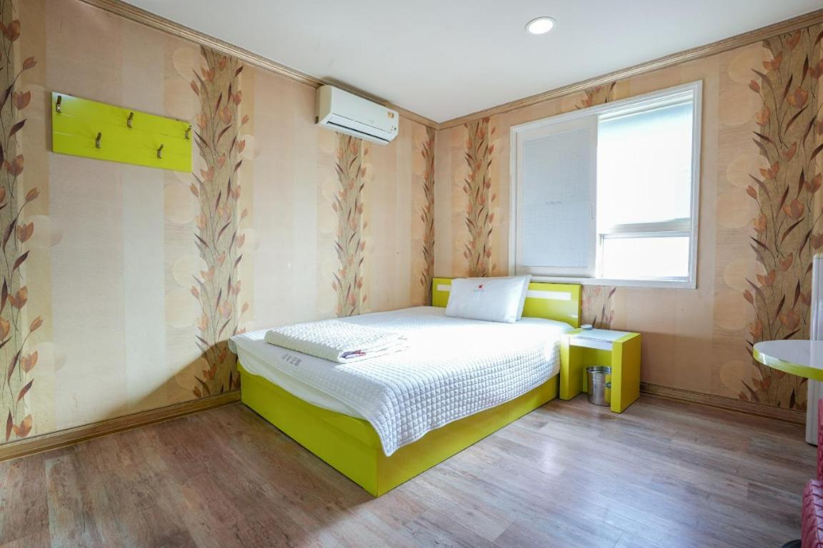 K Motel Daeyeon Busan Esterno foto